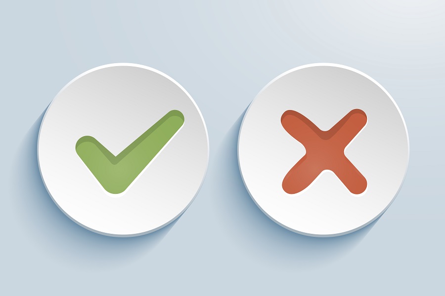 Dois botões brancos: um com check verde e outro X vermelho, simbolizando verdades e mentiras sobre a ferramenta EqualWeb.